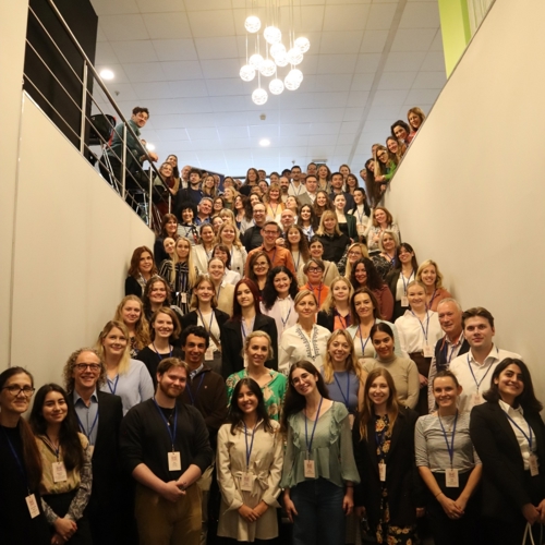 Bilde av alle deltakerne på sluttkonferansen for CO-CREATE i Brussel, oktober 2023.