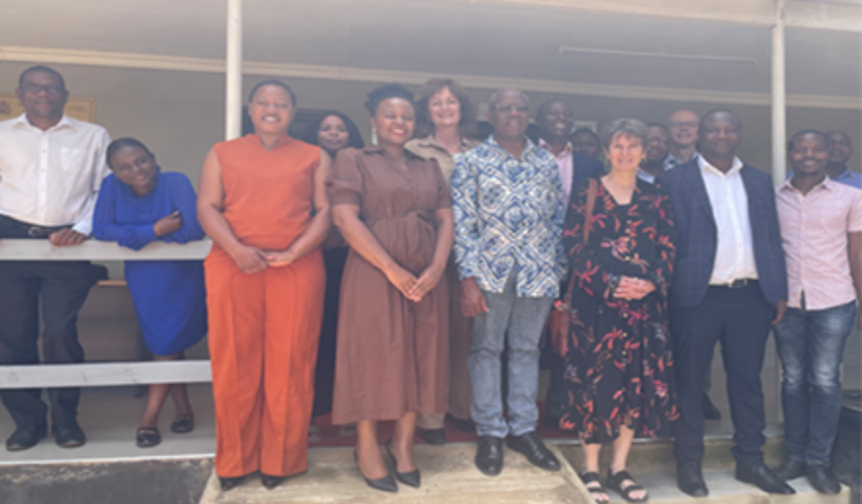 Directors of PHIM and NIPH with BIS-team.