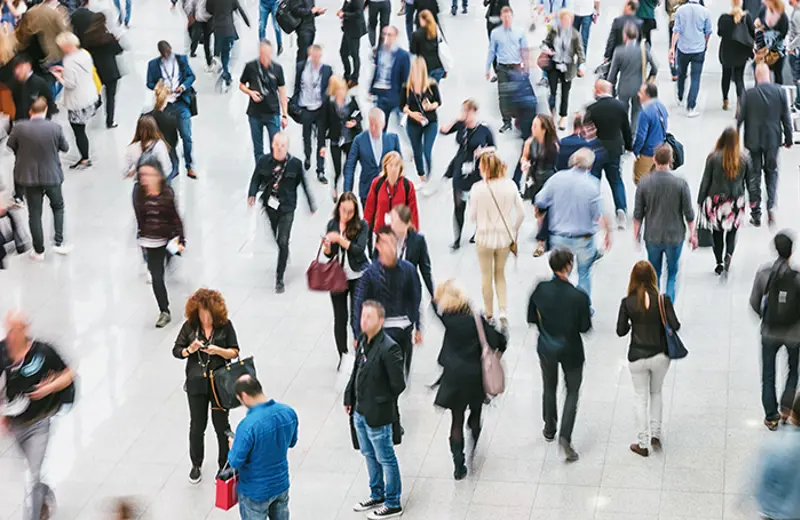 illustrasjonsfoto av folkemengde