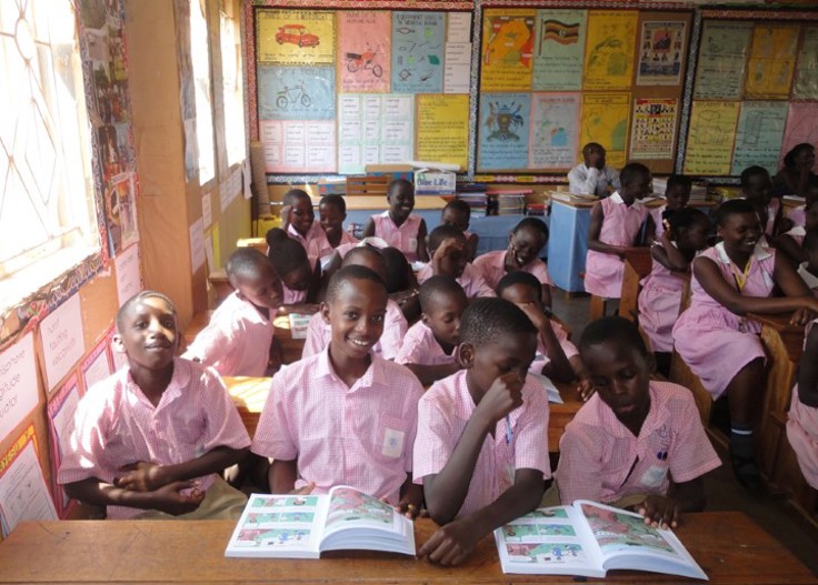 Skolebarn i Uganda