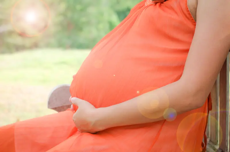 Illustrasjon av gravid 