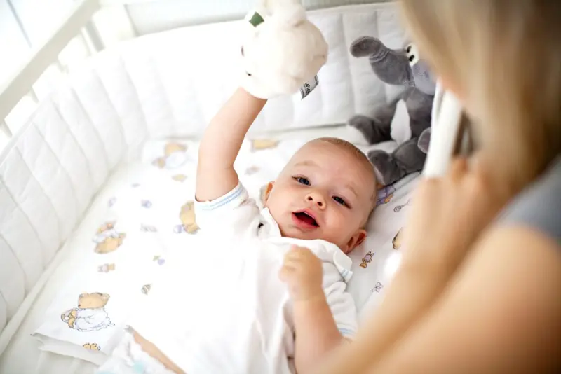 mor og baby www.colourbox.com